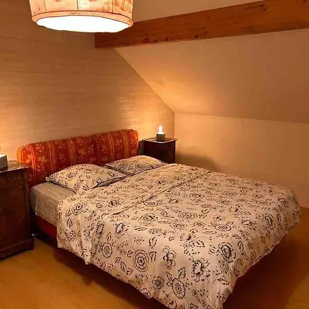Country Chalet Sauna And Jacuzzi