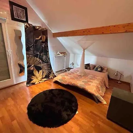 Holiday home Country Chalet Sauna And Jacuzzi Saint-Louis (Moselle)