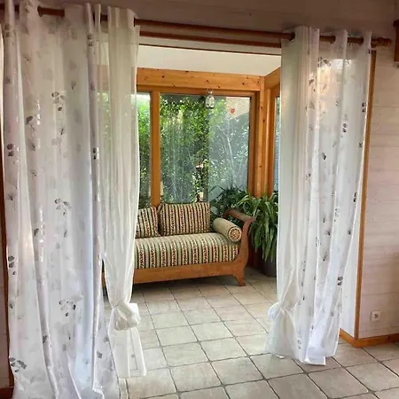 Holiday home Country Chalet Sauna And Jacuzzi *